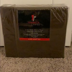 BRAND NEW KING size sheet set (Microfiber)